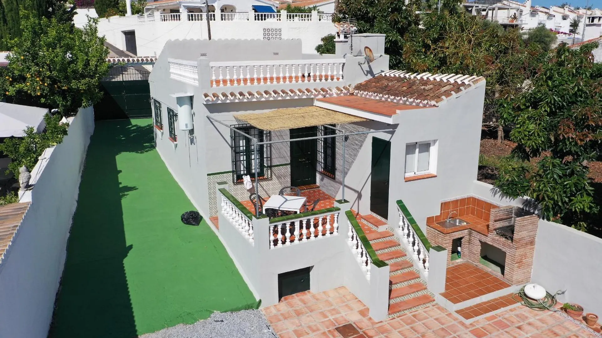 Villa Dolores نيرخا